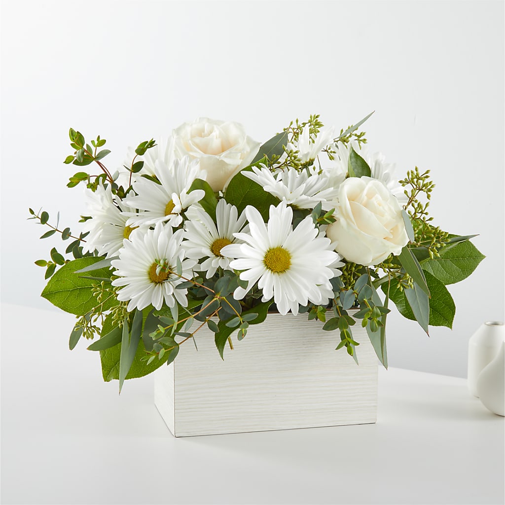 Fresh Linen Box Bouquet – Citifloral, New York NY