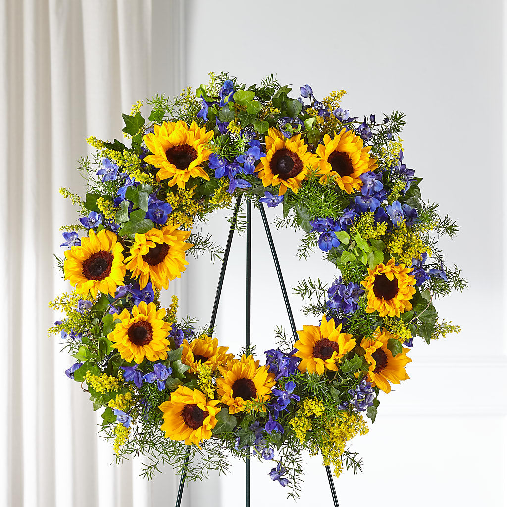 Bright Rays Wreath – Citifloral, New York NY