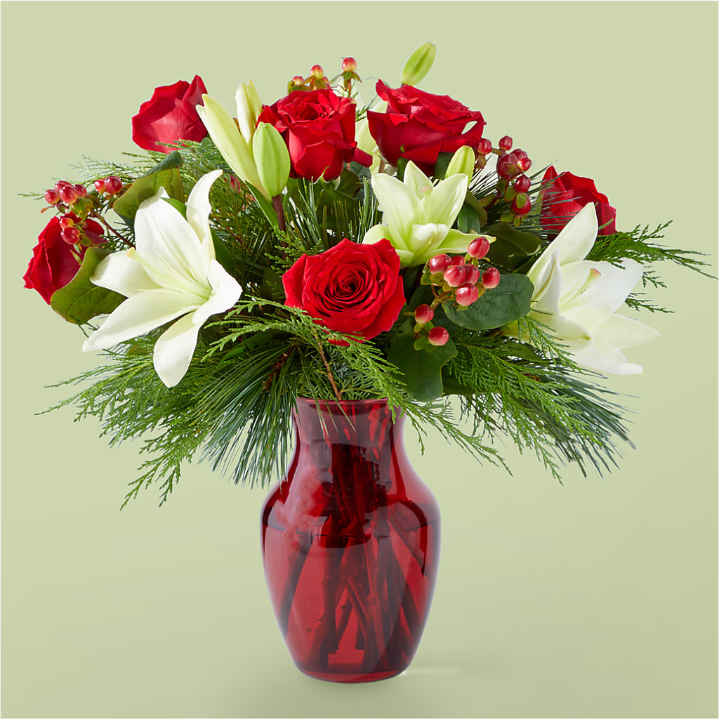Evergreen Delight Bouquet – Citifloral, New York NY