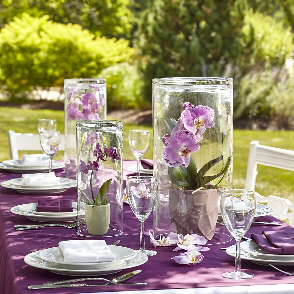 Dramatic Garden Centerpiece – Citifloral, New York NY