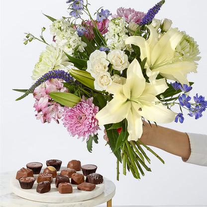 Winter Celebration Bouquet –  Citifloral, New York NY