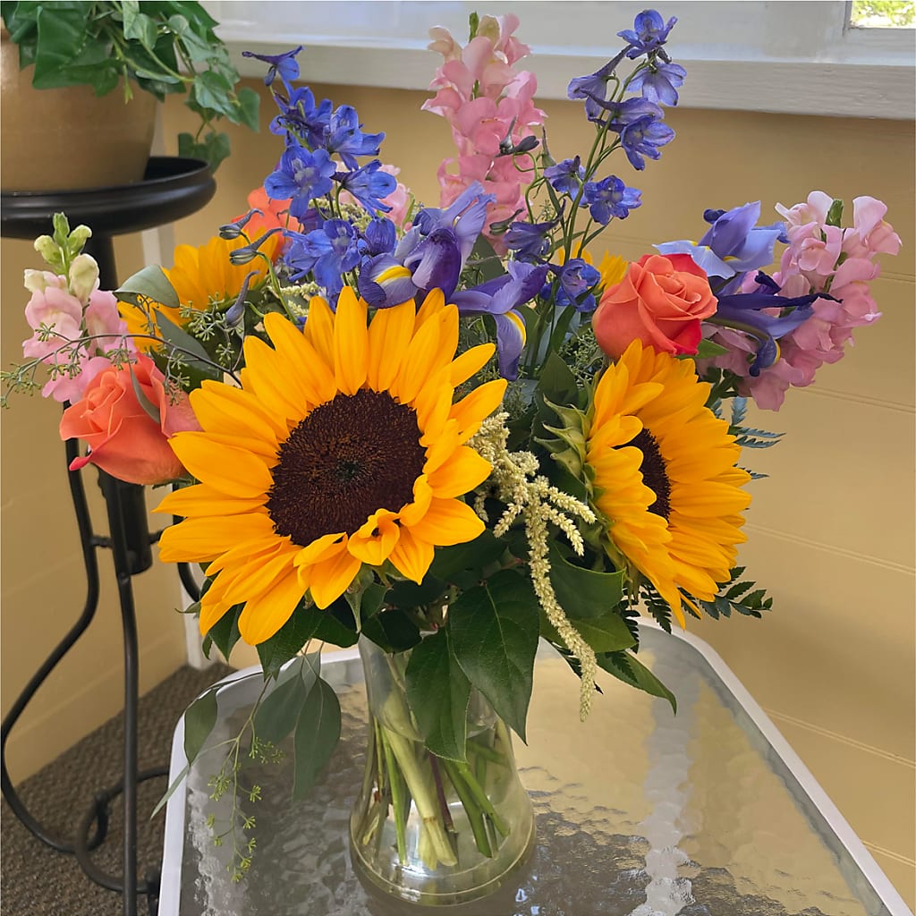 Rays of Life Bouquet –  Citifloral, New York NY