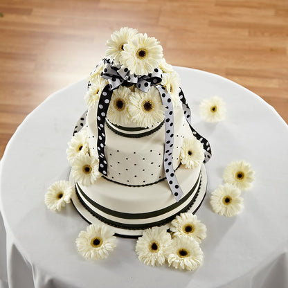 Simple Sophistication Cake Décor –  Citifloral, New York NY
